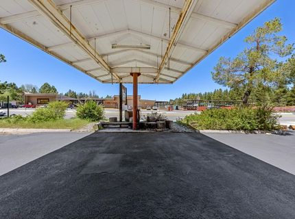 2774 Lake Tahoe Blvd, South Lake Tahoe, CA 96150 Photo