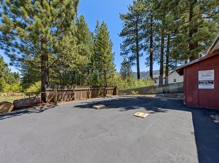2774 Lake Tahoe Blvd, South Lake Tahoe, CA 96150 Photo