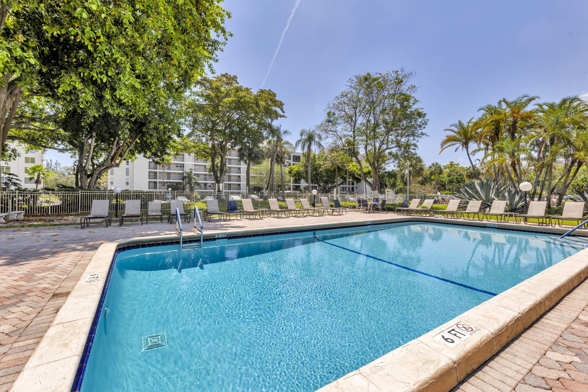 2650 S Course Drive, Unit 603, Pompano Beach, FL 33069 Photo