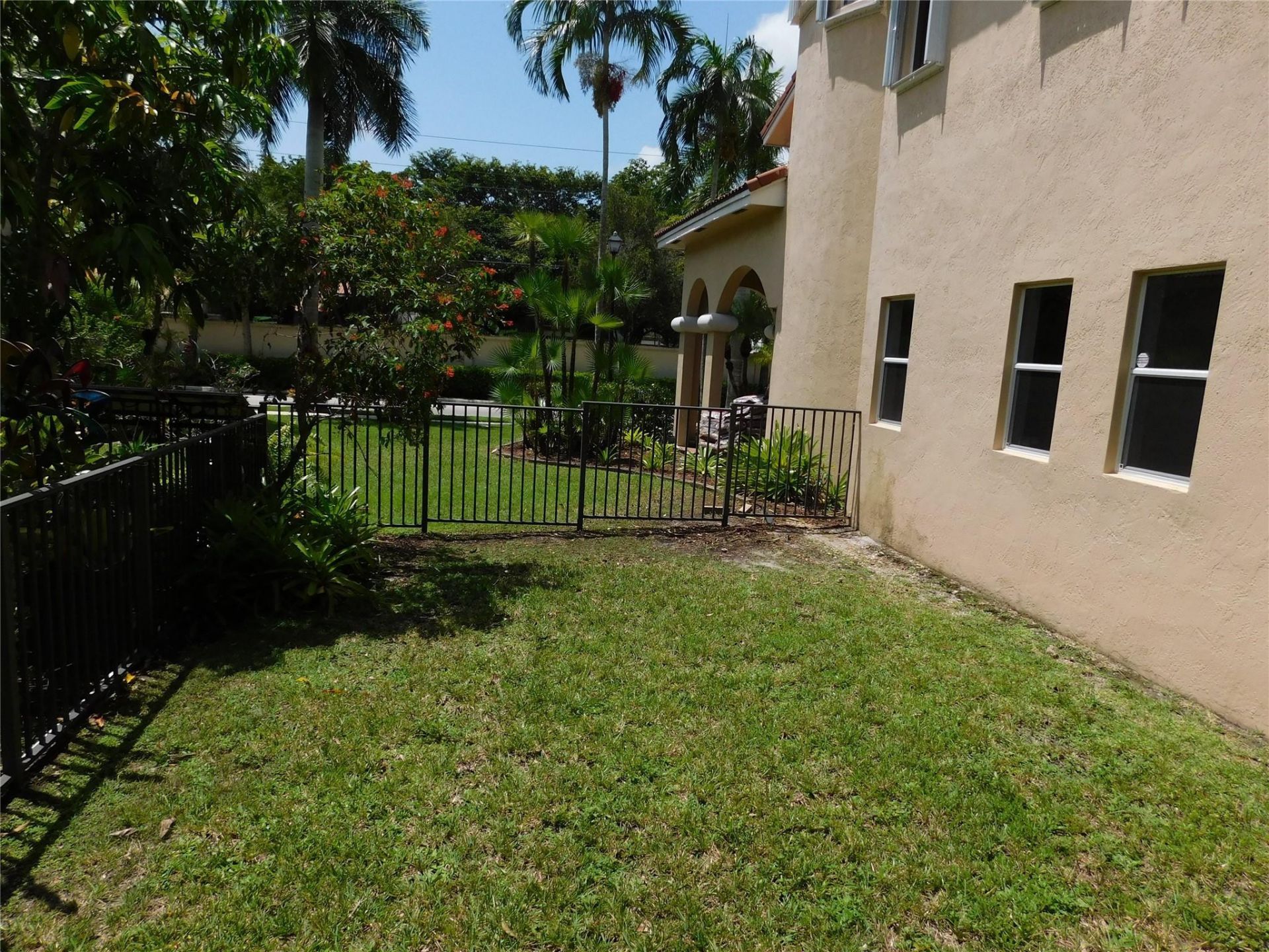 11751 NW 1st Street, Plantation, FL 33325 Photo