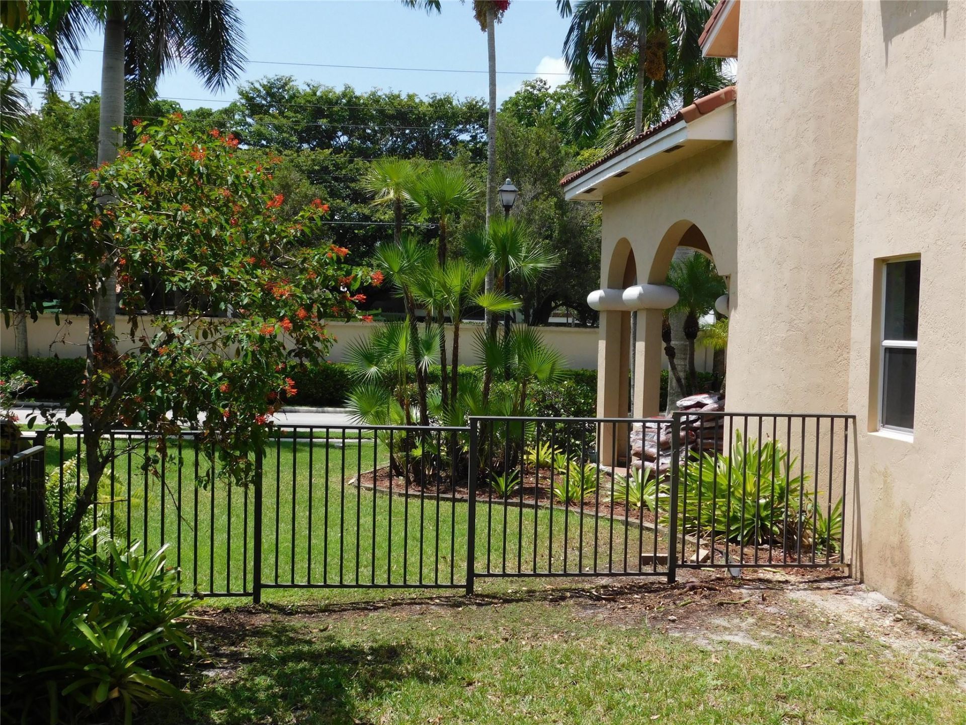 11751 NW 1st Street, Plantation, FL 33325 Photo