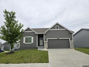 7921 N 149 Street, Bennington, NE 68007