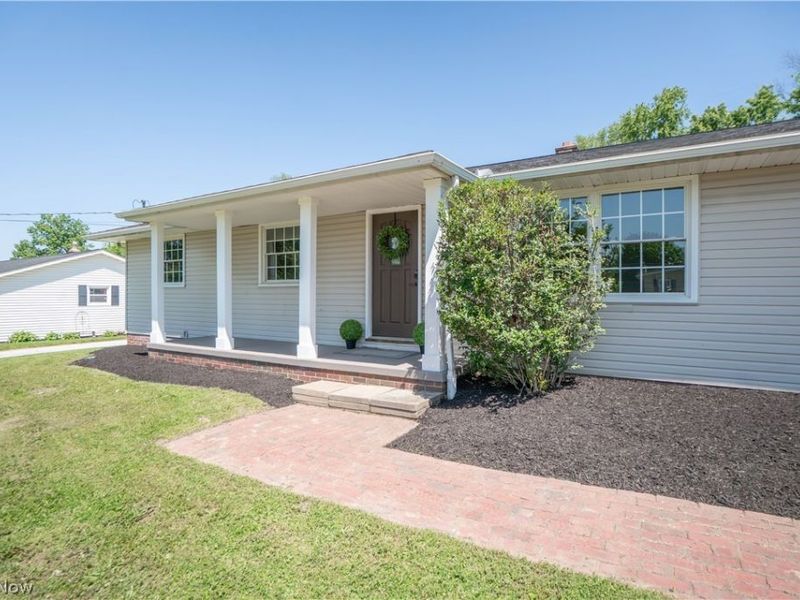 11391 Michelle Drive NW, Canal Fulton, OH 44614 Photo 3