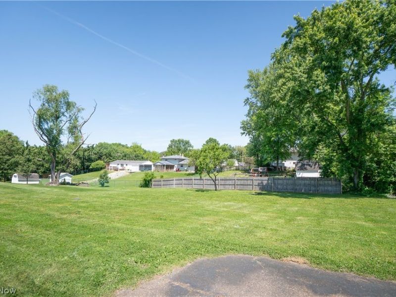 11391 Michelle Drive NW, Canal Fulton, OH 44614 Photo 37
