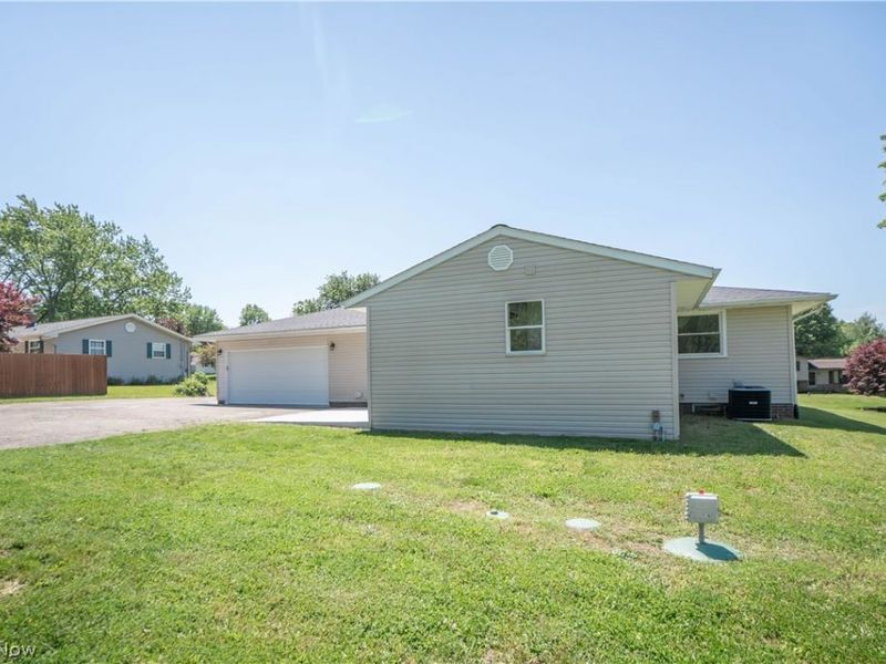 11391 Michelle Drive NW, Canal Fulton, OH 44614 Photo 39