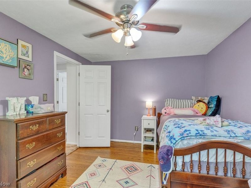 24000 Amesbury Drive , North Olmsted, OH 44070 Photo 26