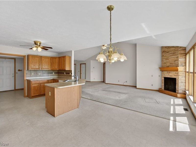 7342 Glengary Drive, Sagamore Hills, OH 44067 Photo 13