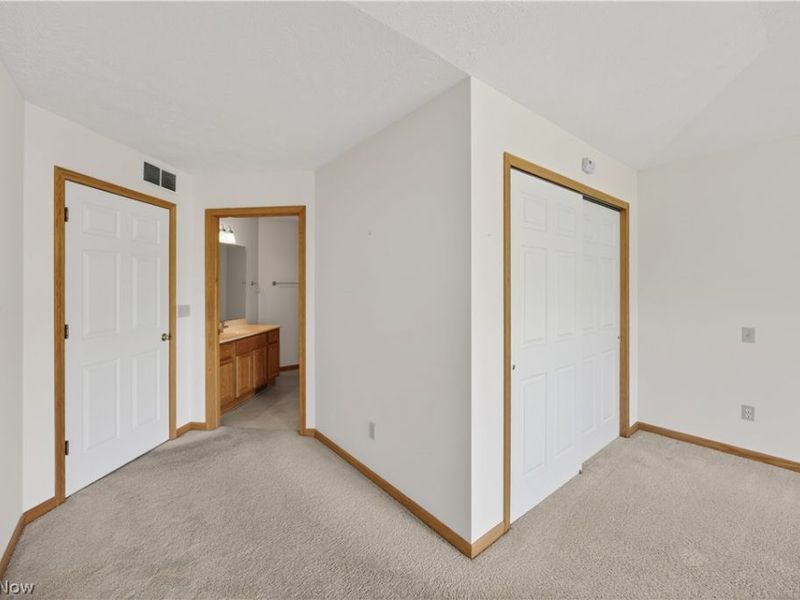 7342 Glengary Drive, Sagamore Hills, OH 44067 Photo 21
