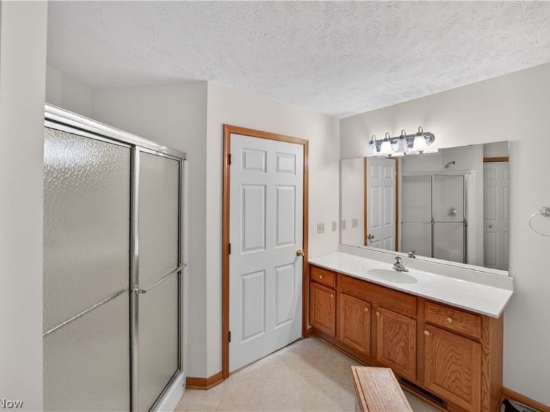 7342 Glengary Drive, Sagamore Hills, OH 44067 Photo 23