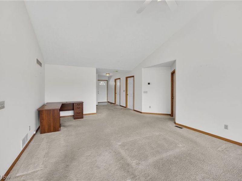 7342 Glengary Drive, Sagamore Hills, OH 44067 Photo 9