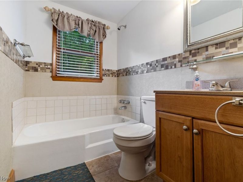 13222 Atwater Avenue NE, Alliance, OH 44601 Photo 19