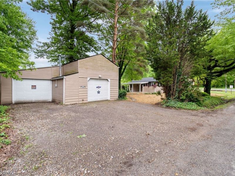 13222 Atwater Avenue NE, Alliance, OH 44601 Photo 28