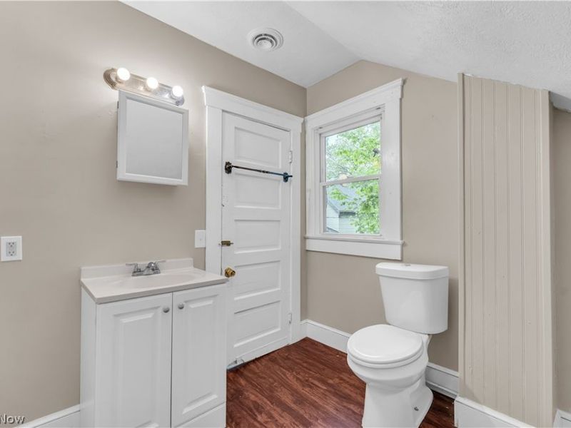 2050 W 83rd Street, Unit 2/UP, Cleveland, OH 44102 Photo 14