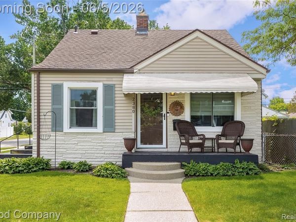 2380 Chestnut Street, Ferndale, MI 48220