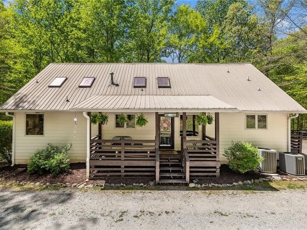 3617 Pea Ridge Road , Cornelia, GA 30531