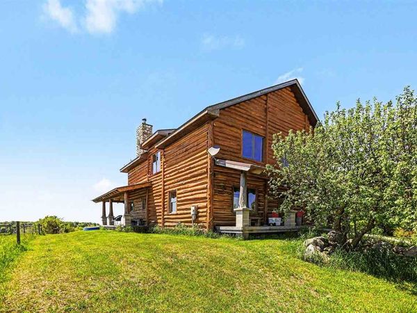 9465 W Old State Road, Central Lake, MI 49622