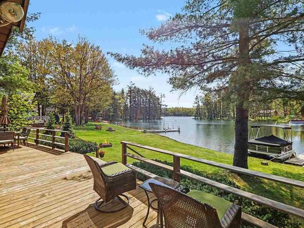 1405 N Shore Drive, Gaylord, MI 49735