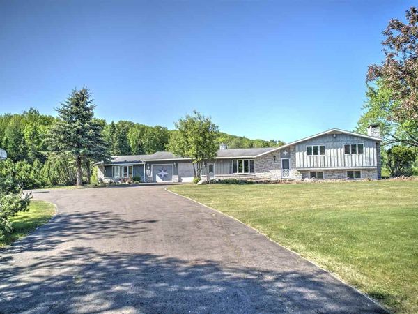7730 E US 2 Highway, Bessemer, MI 49911