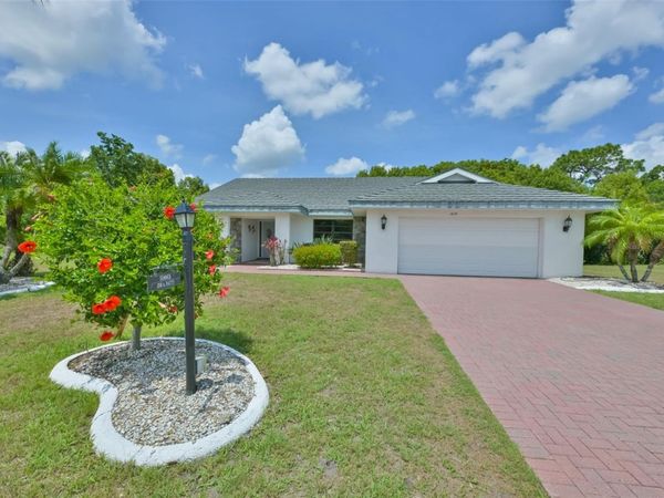 1819 NEW BEDFORD DRIVE , SUN CITY CENTER, FL 33573