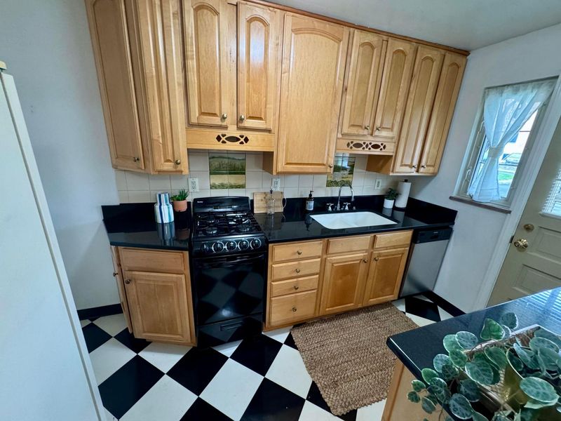 1870 Northwest Boulevard, Unit 8B, Columbus, OH 43212 Photo 16