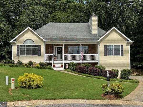 200 Taylors Farm Drive, Holly Springs, GA 30115