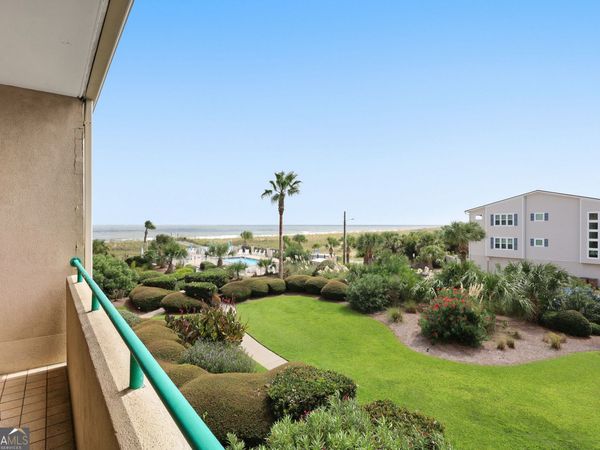 214 Butler Avenue, Unit 205, Tybee Island, GA 31328