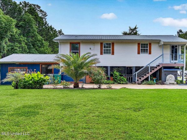 309 Beverly Street, Bay Saint Louis, MS 39520