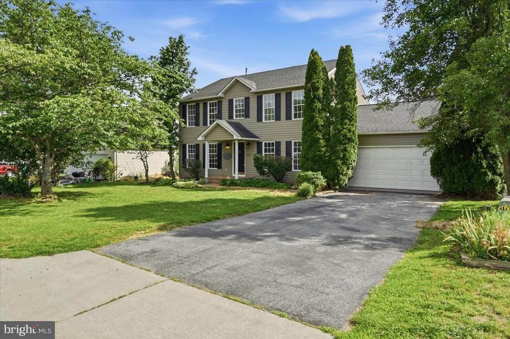 102 Romney Place, Stephens City, VA 22655 Main Photo