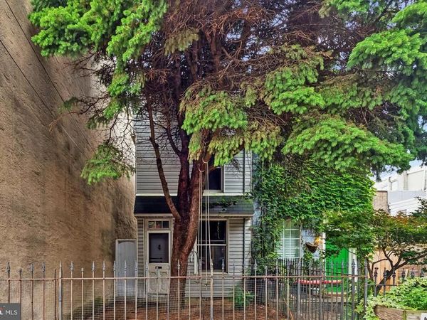 2306 E DAUPHIN STREET, PHILADELPHIA, PA 19125