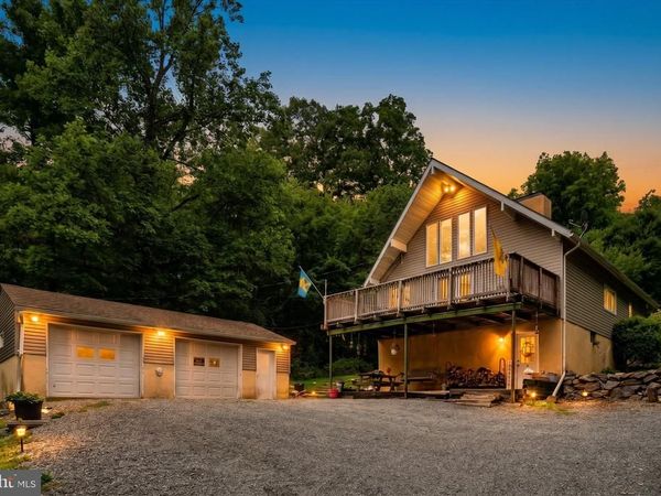 190 POPLAR ROAD , BOYERTOWN, PA 19512