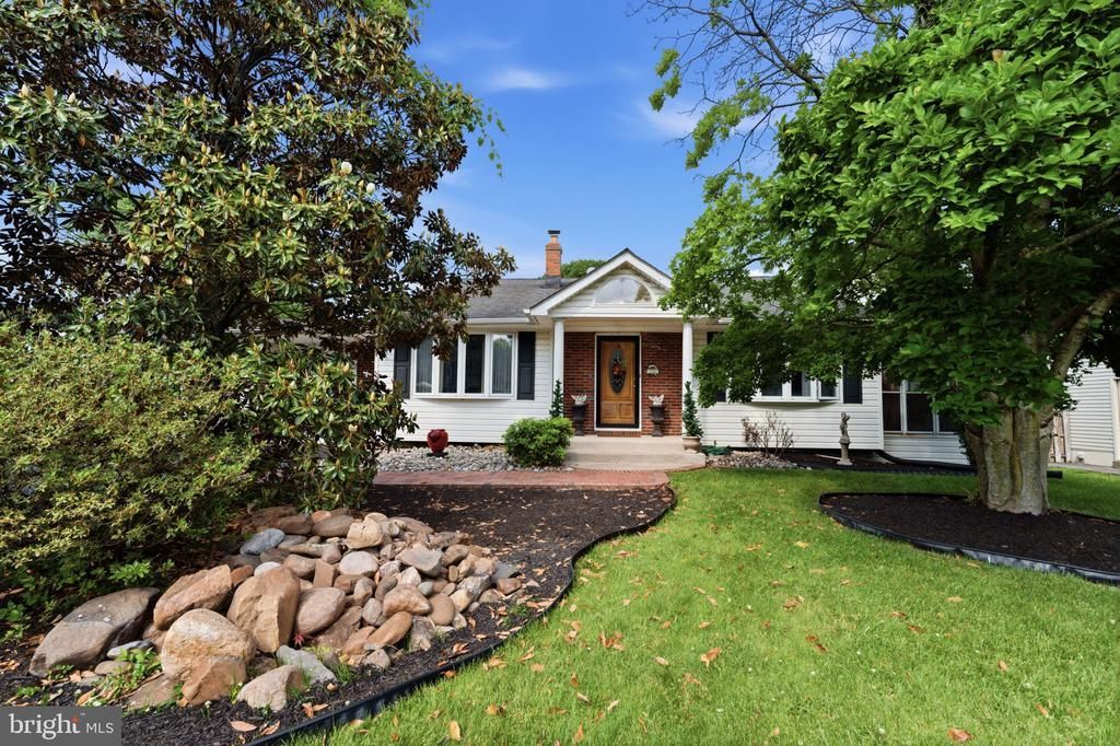 231 CAMBRIA AVENUE Bensalem, PA 