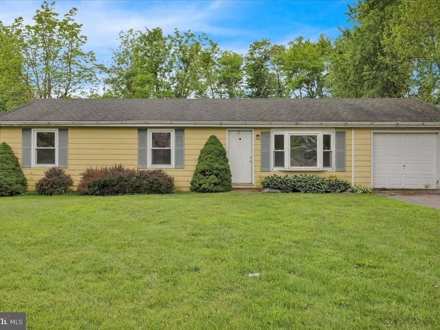 1068 Stouchsburg Road , Richland, PA 17087 Main Photo