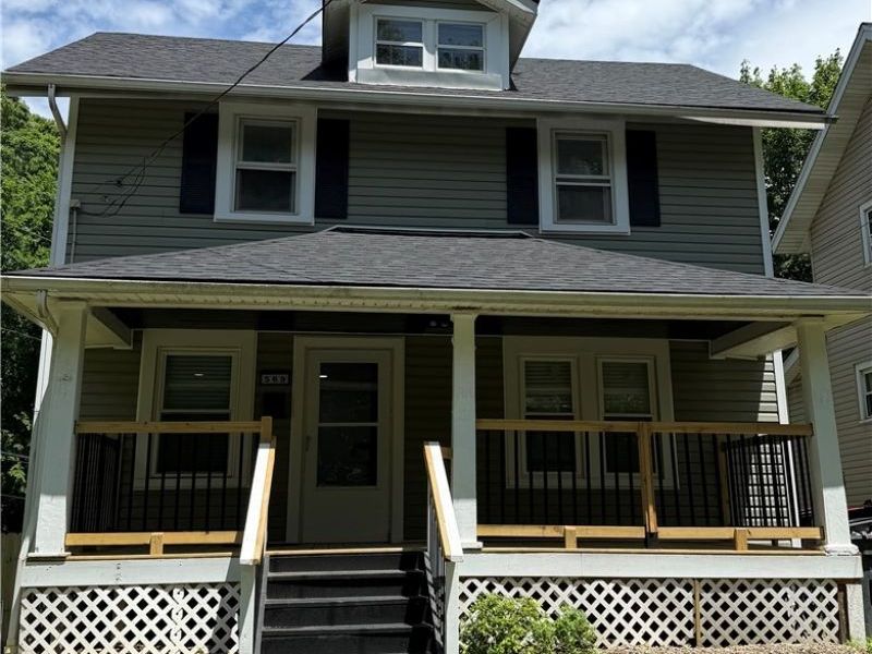 569 Barwell Street, Akron, OH 44303 Photo 3