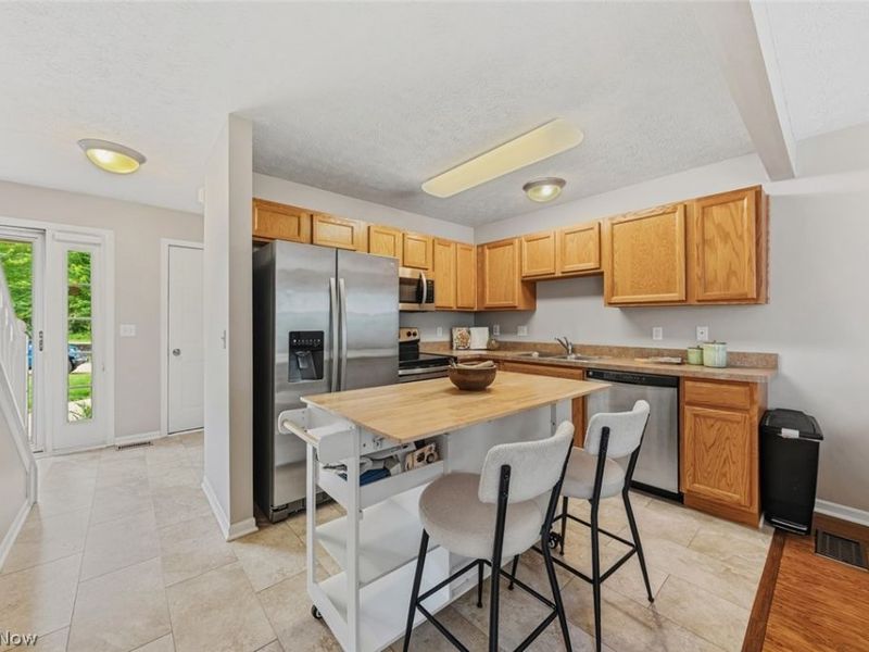 606 Birch Hill Drive, Medina, OH 44256 Photo 11