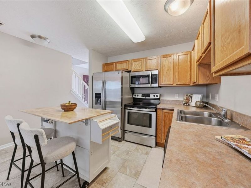 606 Birch Hill Drive, Medina, OH 44256 Photo 12