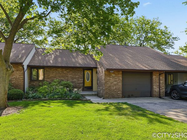 4294 Indian Spring Drive SW, Grandville, MI 49418