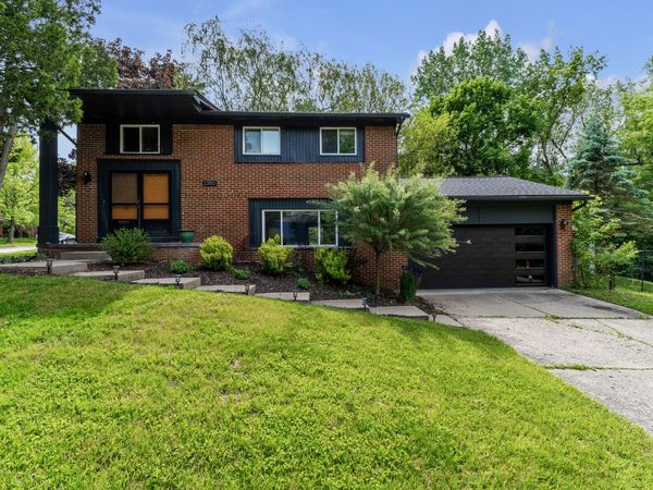 2350 Hilldale Drive, Ann Arbor, MI 48105