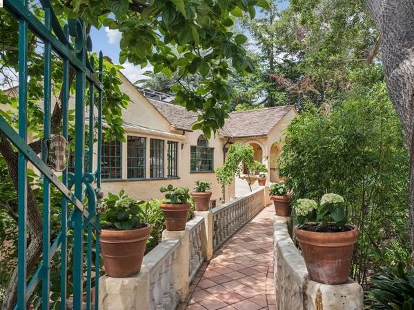 479 Mountain Ave, Piedmont, CA 94611