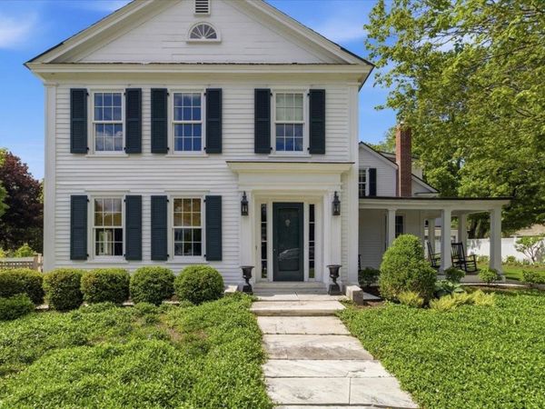 86 Church Street, Dorset, VT 05251
