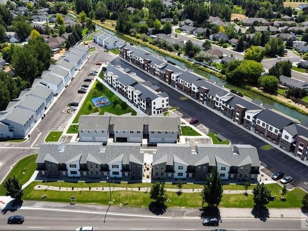 802 E Sunnyside Road, Unit 101, IDAHO FALLS, ID 83401