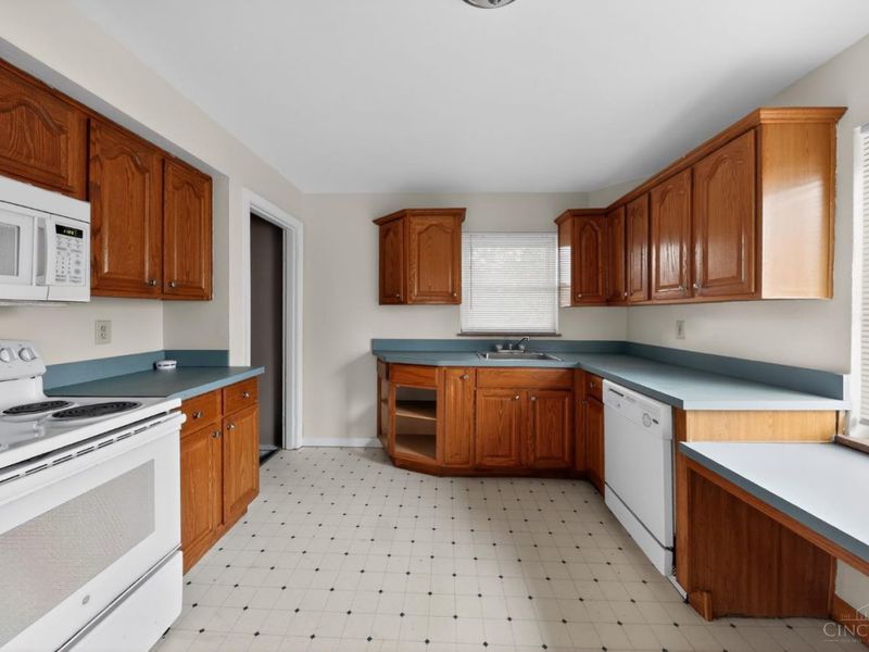 1712 norcol, North College Hill, OH 45231 Photo 13