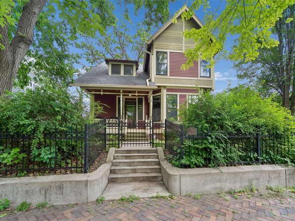 821 16th Street, Des Moines, IA 50314