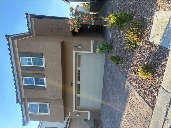 8726 Sand Verbena Avenue, Las Vegas, NV 89117