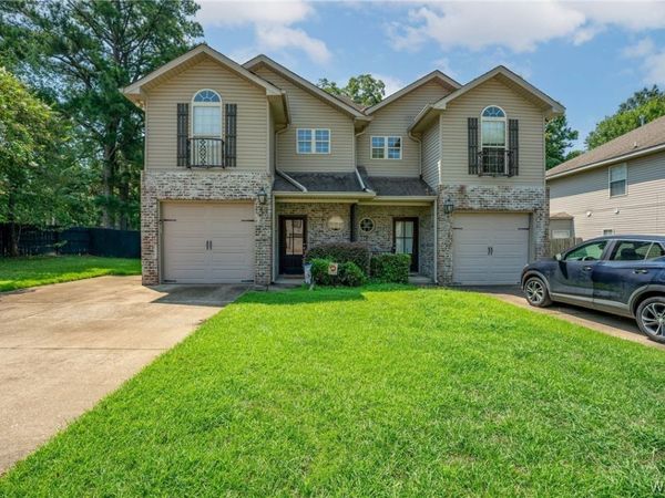 1813 Saint Charles Way, Tuscaloosa, AL 35404