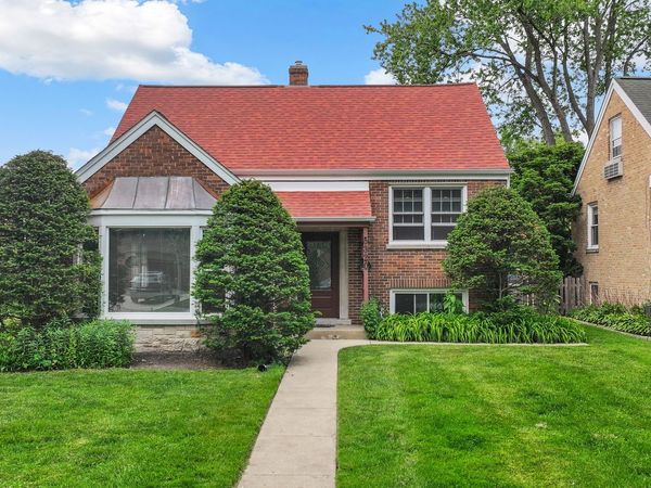 5320 Suffield Court , Skokie, IL 60077