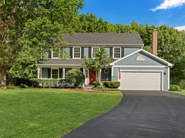 827 Hartford Drive , Gurnee, IL 60031