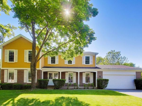 2801 Mill Creek Lane , Rolling Meadows, IL 60008