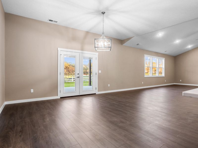 9907 Barnum Road, Piqua, OH 45356 Photo 12
