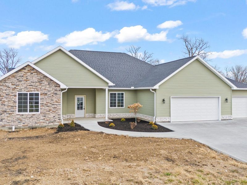 9907 Barnum Road, Piqua, OH 45356 Photo 3