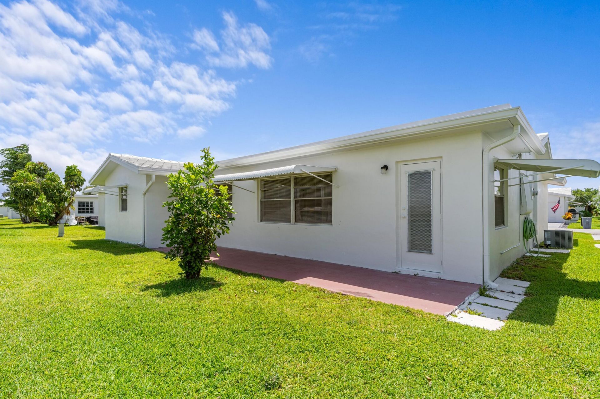 1701 SW 8th Avenue, Boynton Beach, FL 33426 Photo